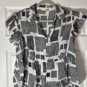 Black and White Geometric Women's Top